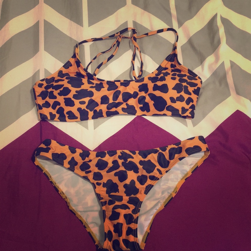 ❤️3/$20 SHEIN never worn medium bikini